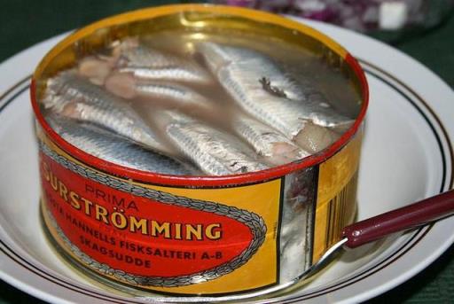 臭出天际的鲱鱼罐头,堪比“生化武器”,生产出来真有人吃？