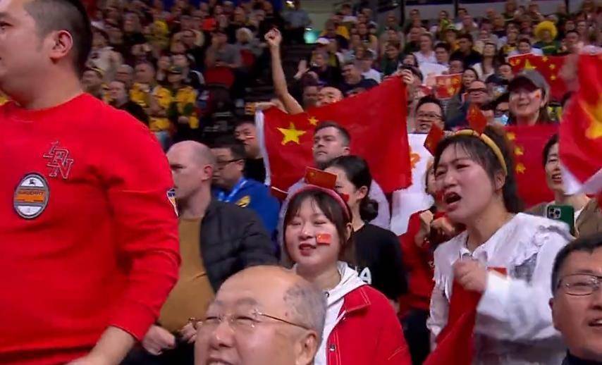 中国女篮进决赛！姚明笑了！(图5)