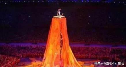 中国举办北京奥运会花费3000亿(2008年奥运会中国挣了多少钱)