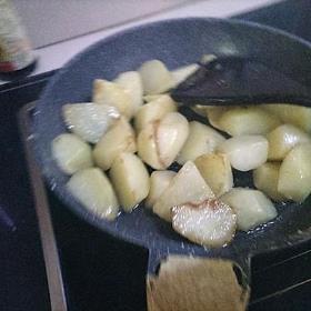 红烧土豆(红烧土豆块的做法)