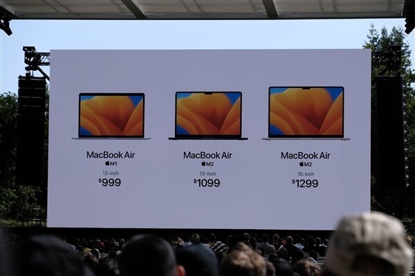 苹果发新款MacBook Air：15英寸轻薄大屏 M2芯片
